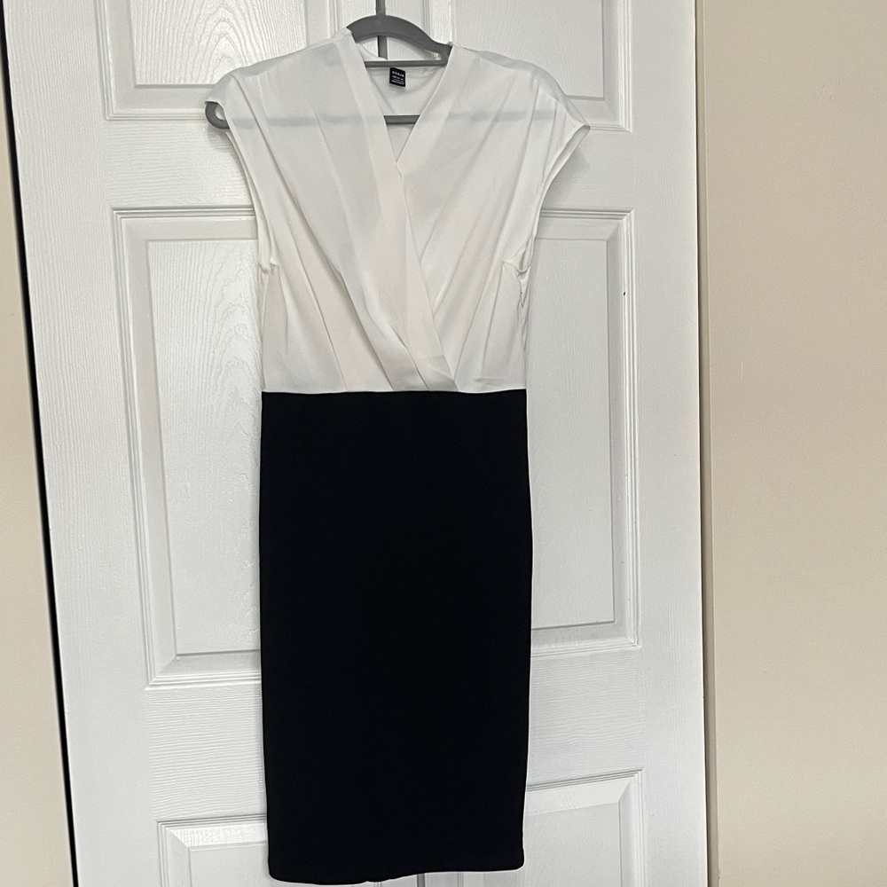 SHEIN White & Black Two-Tone Sleeveless Midi Dress